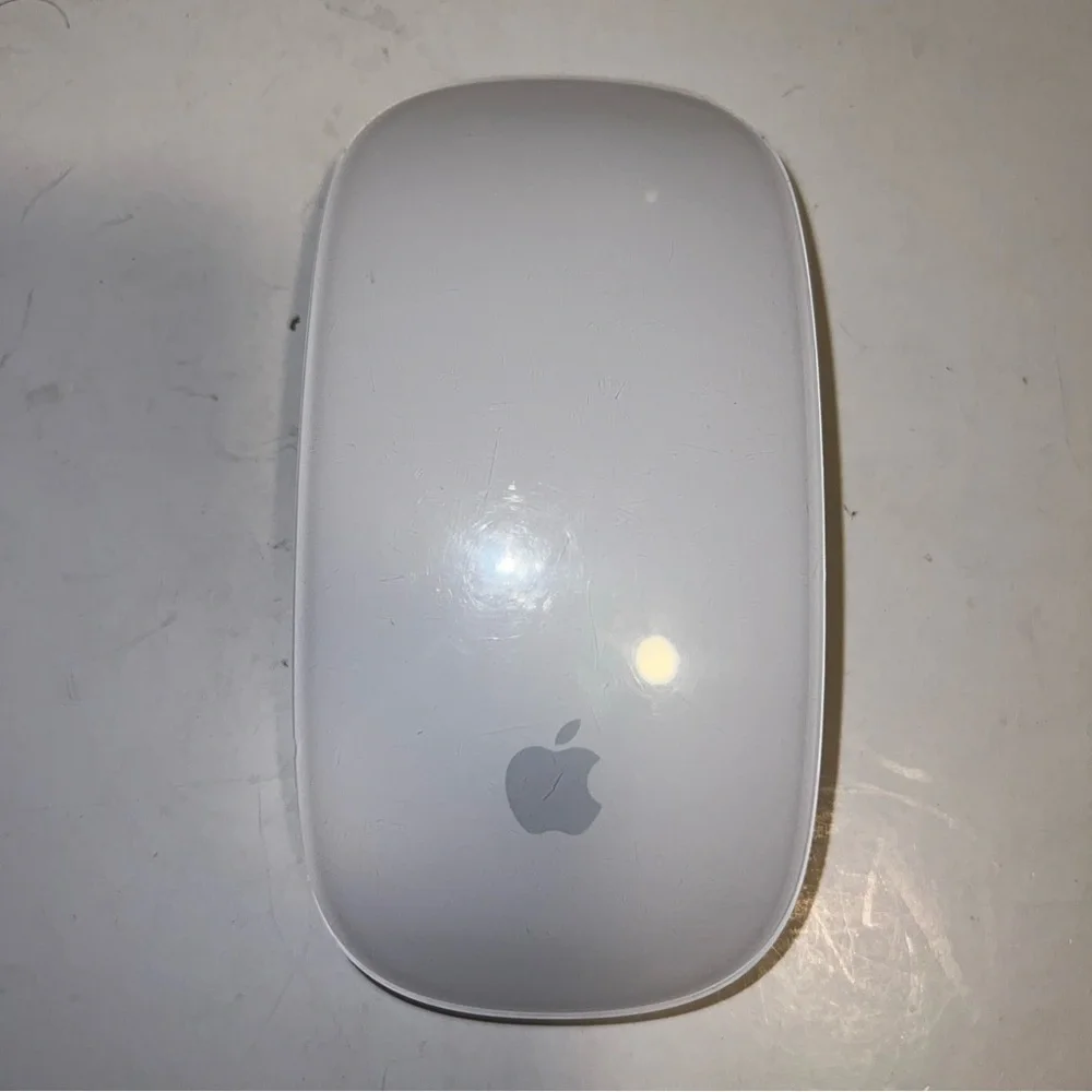 Apple Magic Laser Mouse Wireless Bluetooth White A1296 Untested preowned Read!!